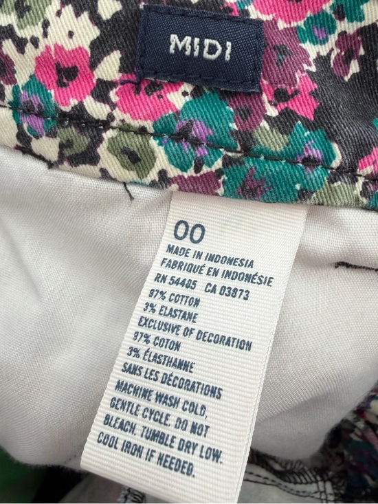 Y2k American eagle floral midi shorts 00 - Picture 4 of 4